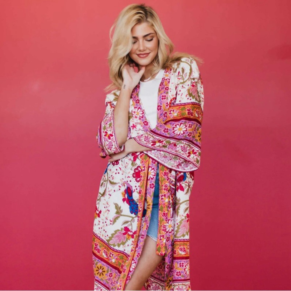 Floral Kimono Robe - Pink and White